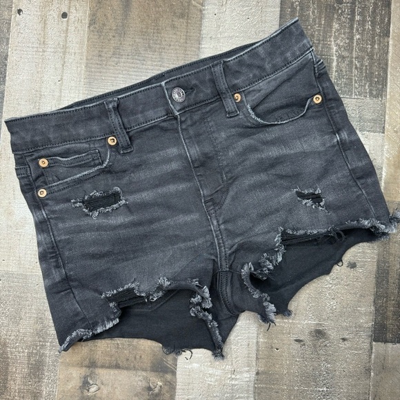 American Eagle Distressed Hi Rise Shortie Jean Short size 4 - Picture 1 of 11